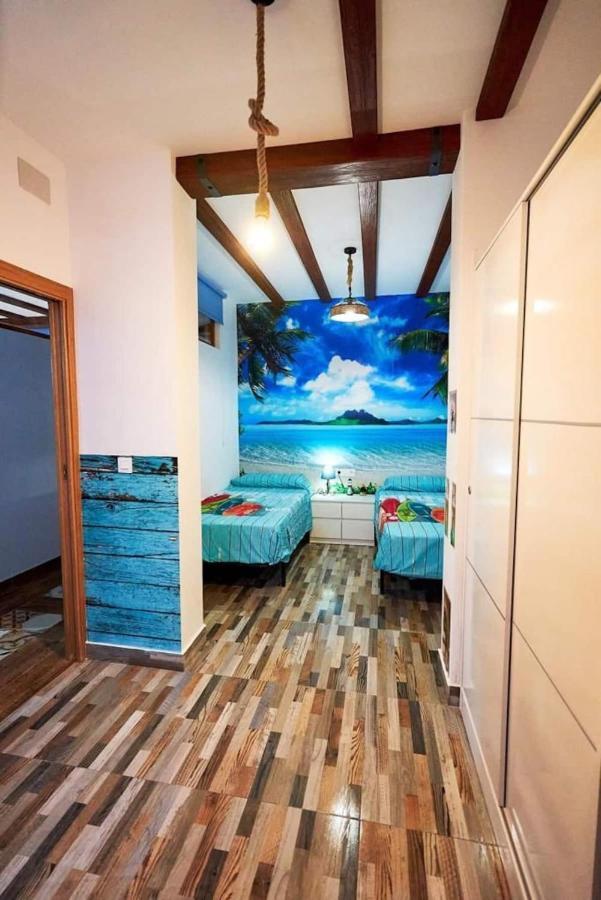 Casa Ideal Para Familias Con Patio Y 3 Banos บาเลนเซีย ภายนอก รูปภาพ