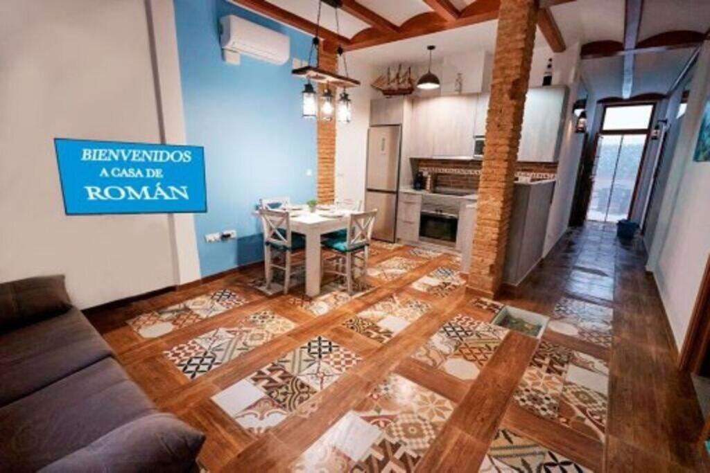 Casa Ideal Para Familias Con Patio Y 3 Banos บาเลนเซีย ภายนอก รูปภาพ